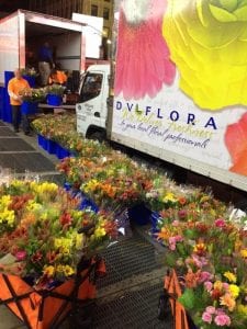 Thanks to the generosity of the industry, 4,000 bouquets were assembled and delivered to New York City for the Petal It Forward event. 