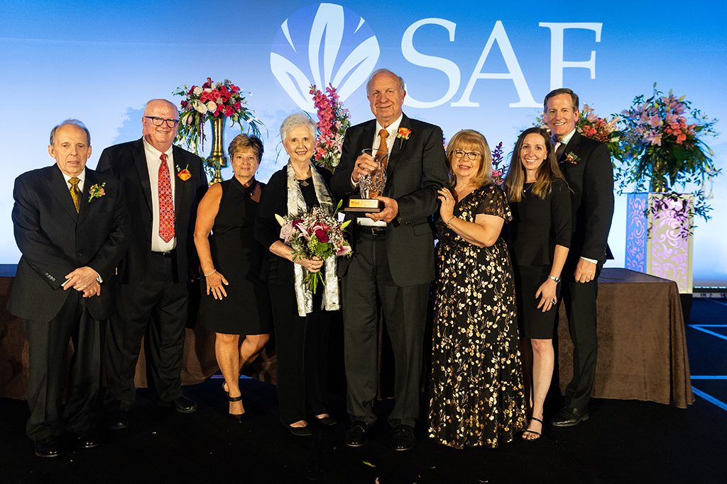 CalFlowers Wins SAF’s Marketer of the Year Award