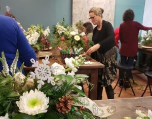 Encourage Customers to Connect with Flowers this Fall